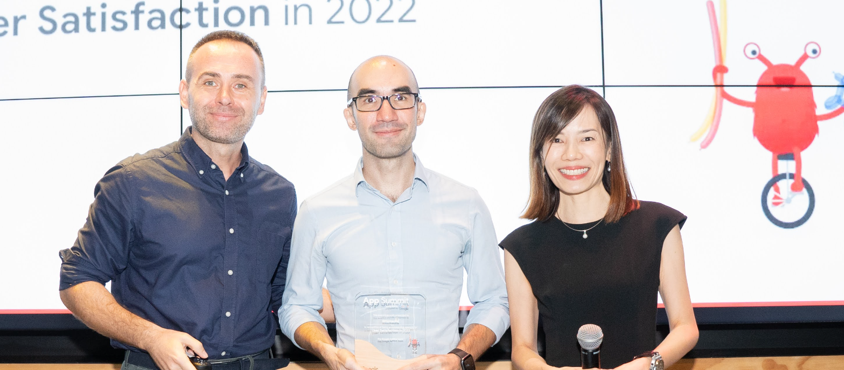 Muslim Pro App receives the User Satisfaction Award at the recent Google APAC App Summit